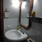 Bed & Breakfast Bondi 3*